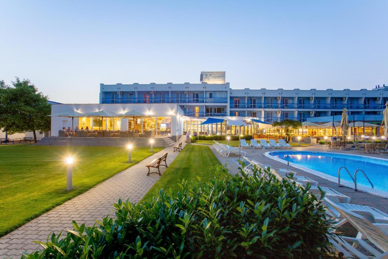 Hotel Senec Aqua Resort - Family Friendly Екстер'єр фото