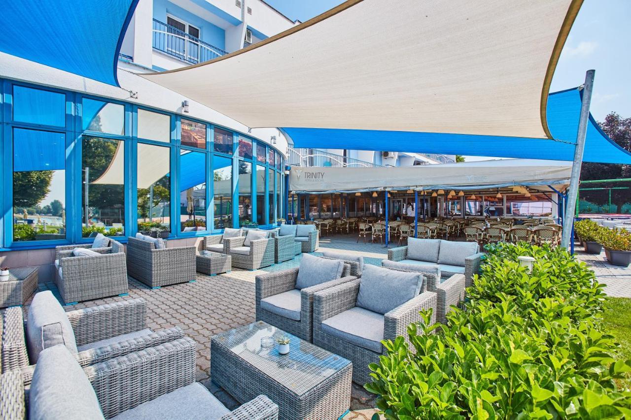 Hotel Senec Aqua Resort - Family Friendly Екстер'єр фото