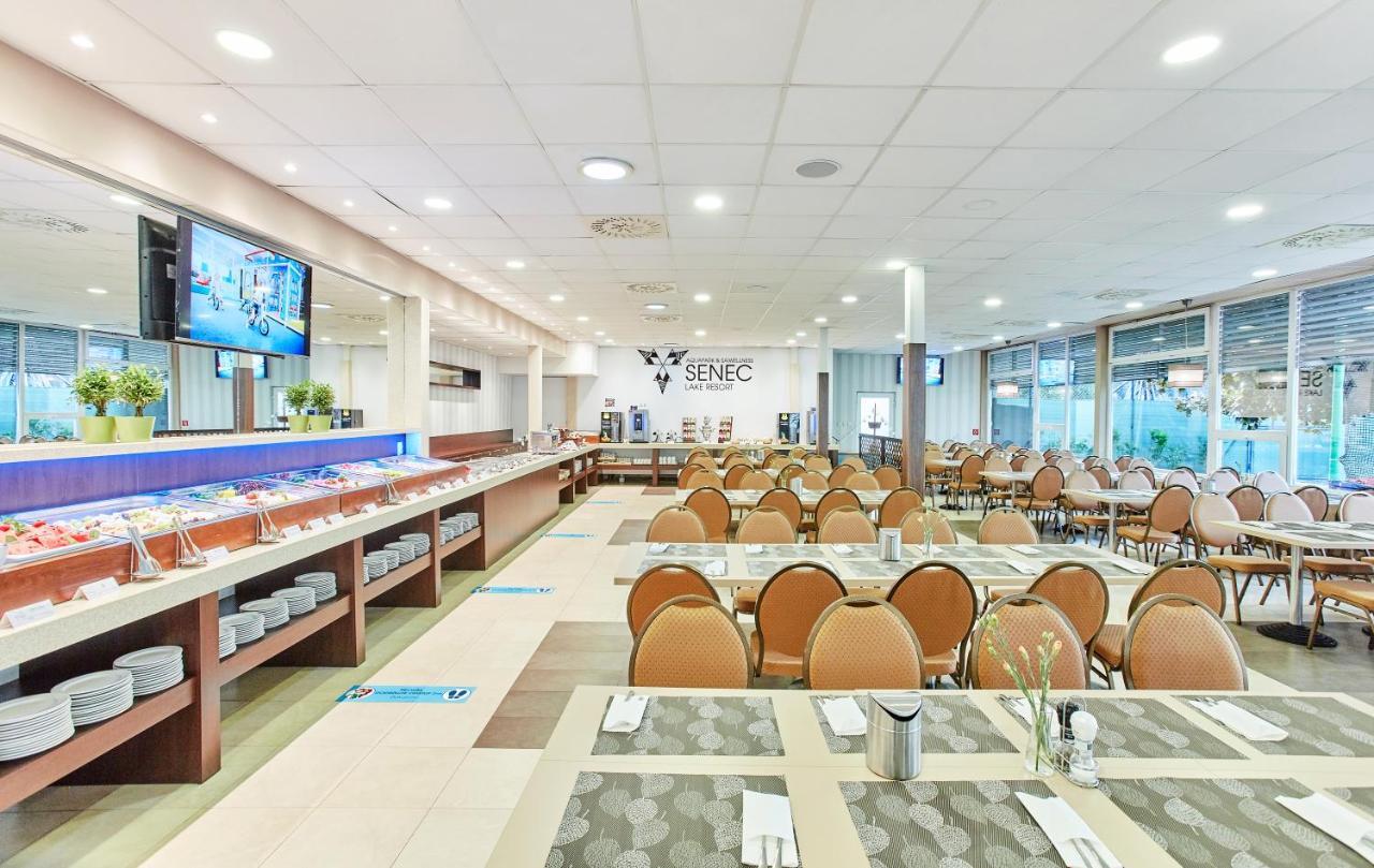 Hotel Senec Aqua Resort - Family Friendly Екстер'єр фото