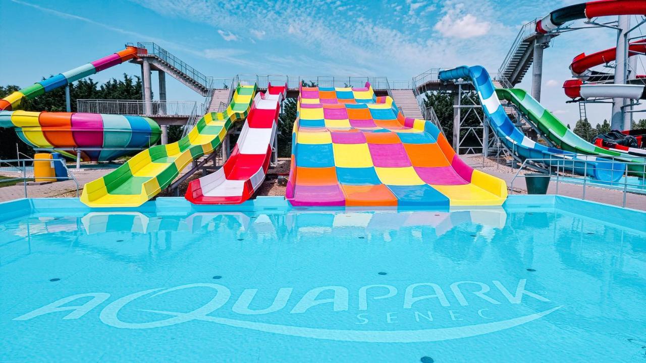 Hotel Senec Aqua Resort - Family Friendly Екстер'єр фото