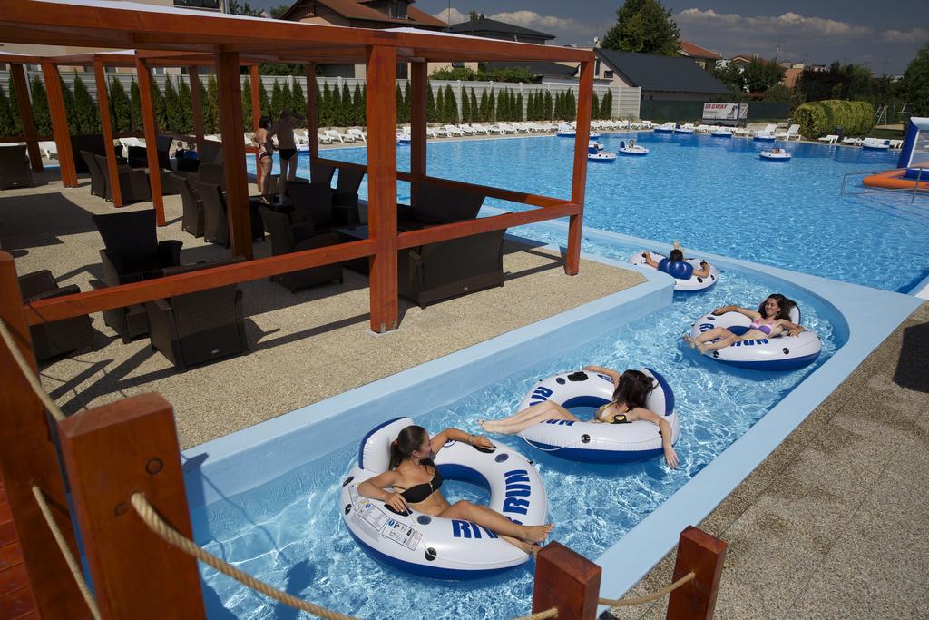 Hotel Senec Aqua Resort - Family Friendly Екстер'єр фото